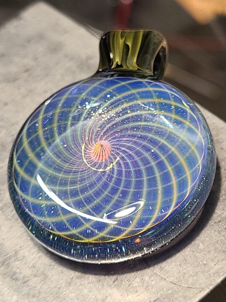 Fumicello Pendant 1